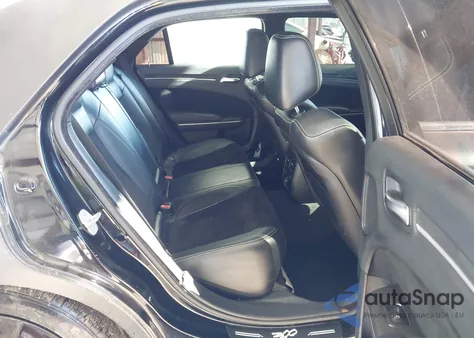 2012 Chrysler 300 Srt8 z USA, uszkodzony, nr VIN 2C3CCAFJ5CH801666